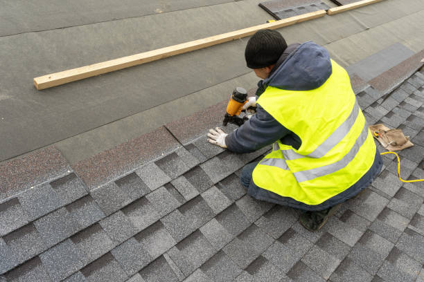 Best Residential Roof Replacement  in Center Point, IA